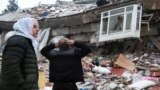 Разрушительное землетрясение в Турции: число погибших растет