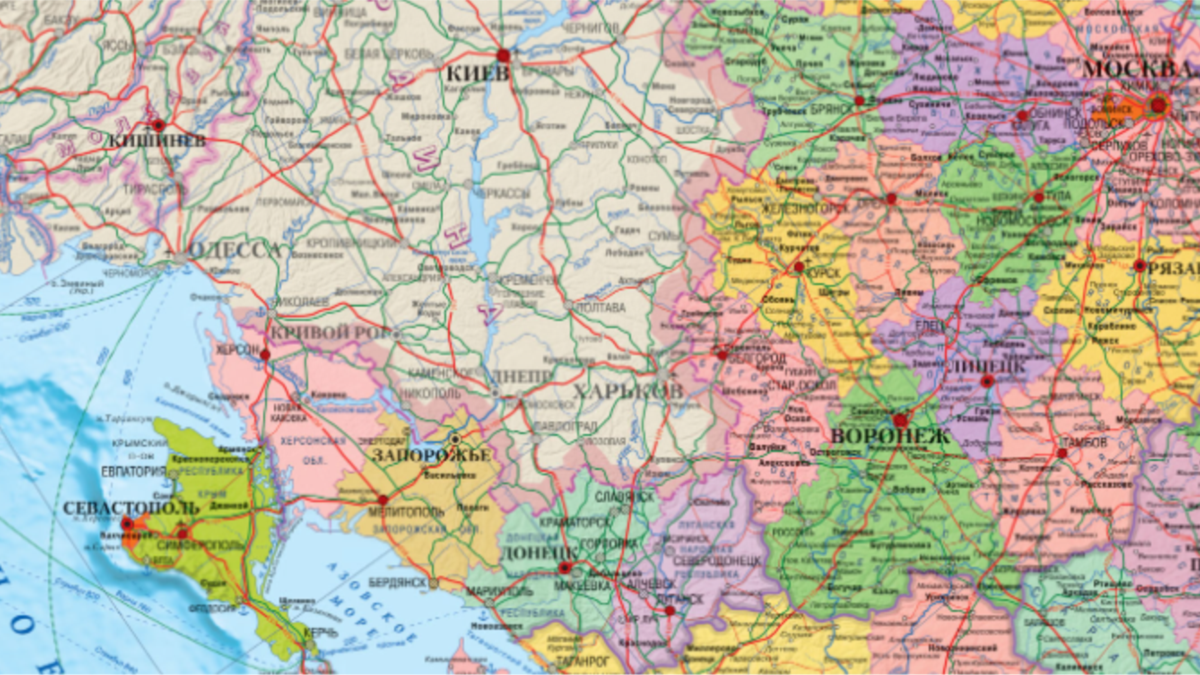 В книжные магазины Москвы поступили новые карты РФ с четырьмяаннексированными у Украины областями, не полностью подконтрольными России