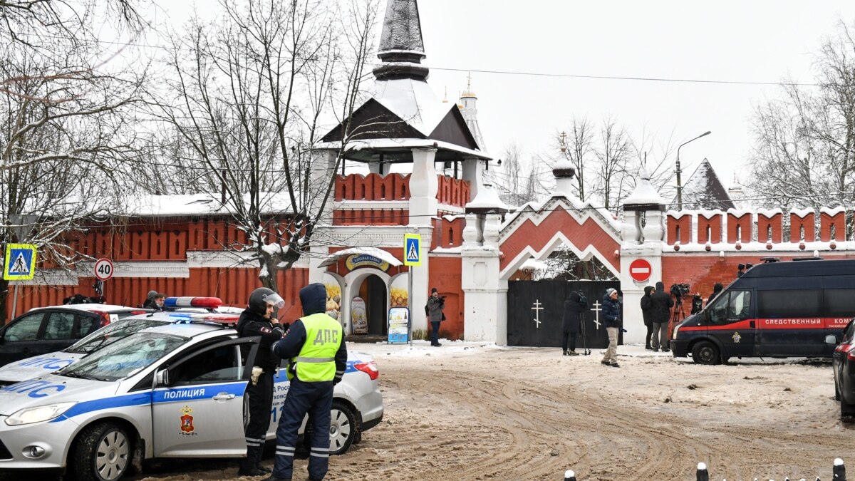 Протест порожден и возрастом, и атмосферой