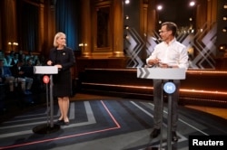 Предвыборные дебаты Магдалены Андерссон (Социал-демократическая партия) и Ульфа Кристерссона (Умеренная партия) на телеканале TV4 10 сентября 2022 года. Фото: Reuters