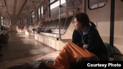 Мария Коркина в киевском метро в первый месяц войны