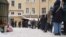 Очередь из желающих подписаться за Бориса Надеждина в Санкт-Петербурге