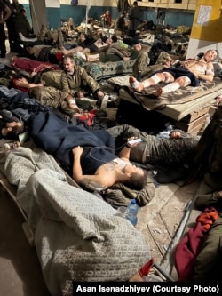 Украинские военные на "Азовстали" весной 2022 года, фото военного медика, защищавшего город