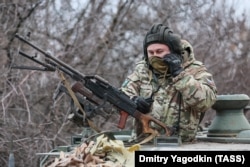 Российский военнослужащий на войне в Украине, фото ТАСС