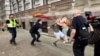 Балтия: стычка полицейских и активистов