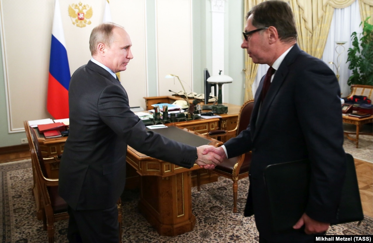 Встреча Владимира Путина и Петра Авена (тогда председателя совета директоров Альфа-банка) в Ново-Огарево, 2014 год