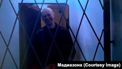 Алексей Навальный участвует в заседании суда по видеосвязи из колонии в поселке Харп на Ямале. 10 января 2024 года