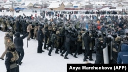 Столкновения с полицией в день вынесения приговора активисту Фаилю Алсынову, Баймак, 17 января 2024 года