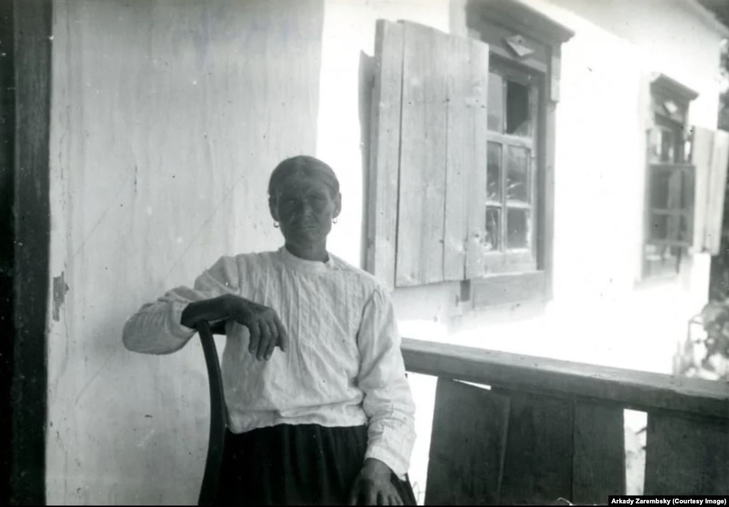 Є.І. Черниш, мешканка села Чернишівка, Владивостоцький округ. 1929 рік