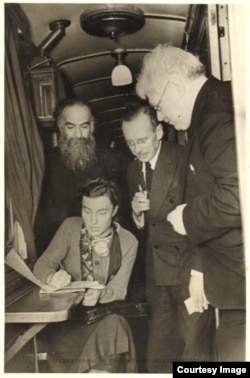 Перепись в купе поезда, январь 1937 года