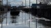 Паводок идет по России: вода разрушает Томск, Курганскую и Кемеровскую области