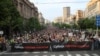 В Сербии десятки тысяч человек вышли на митинг против насилия после серии шутингов