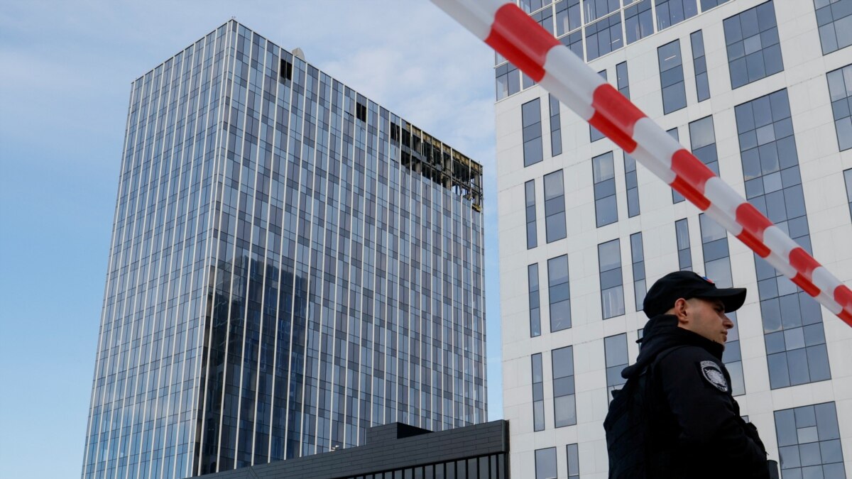 Утро: почему дроны долетают до Москвы