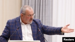Борис Надеждин 