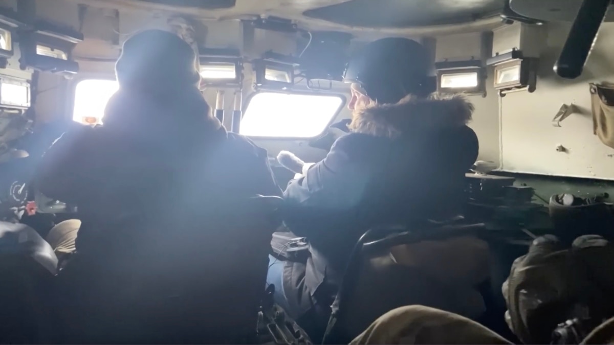 есть возможность в любой момент. один ломает свои планы чтобы в любой. есть возможность в любой момент. есть возможность в любой момент. счастливые моменты цитаты.