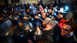 Массовые протесты в Грузии против закона об "иноагентах" и их разгон полицией: как это было