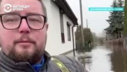 "На кухню вода еще не зашла": жители восточных районов Латвии показывают затопленные паводком поселки