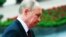 Между силовиками в России нарастает конфликт, а Путин опасается покушения и госпереворота. Что известно о настроениях в Кремле?