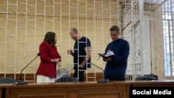 Олег Митволь в зале суда