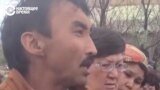 Был активистом и правозащитником, но из-за приговора за "разжигание" вынужден работать на стройке 