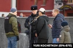 После полномасштабного вторжения России в Украину российские силовики значительно усилили проверки мигрантов