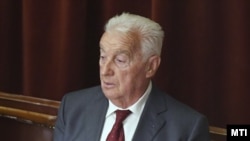 Отец Виктора Орбана Дьёрдь