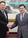 Илон Маск прилетел в Китай: какие проекты обсуждают? 