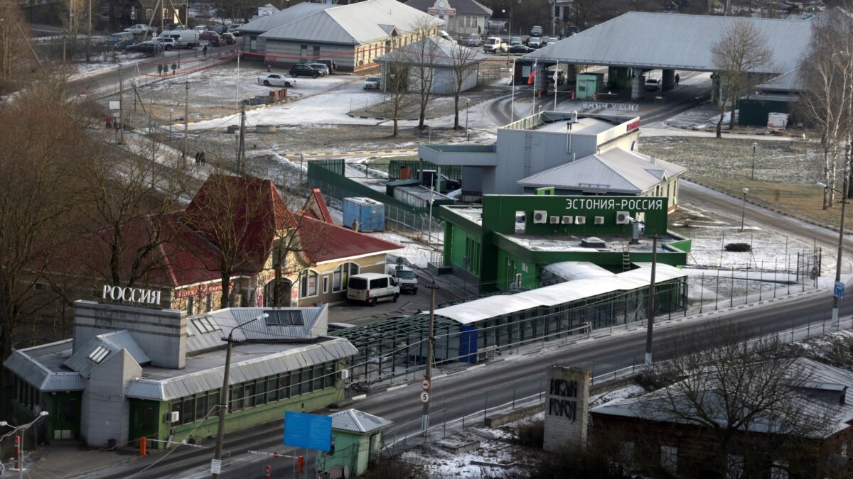 Балтия: КПП в Ивангороде закрывается для автомобилей