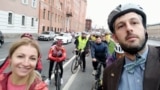 Герман Мойжес с членами велоассоциации в Петербурге