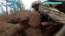 Украинские военные штурмуют Бахмут с флангов: что они говорят о наступлении