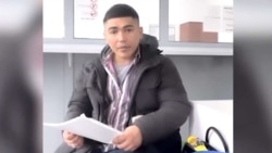 Сами Ата Гуль, этнический казах из Афганистана, разорвал паспорт в аэропорту Астаны, чтобы его не выслали из Казахстана