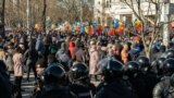 Утро: "Оскар" с Навальным без Зеленского. Протесты в Молдове