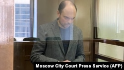 Владимир Кара-Мурза во время вынесения приговора в Мосгорсуде, 17 апреля 2023 года