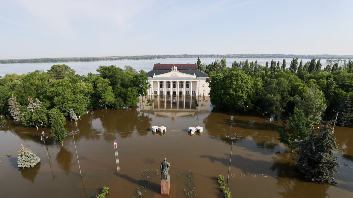 Водохранилища больше не будет, русло Днепра вы перейдете пешком