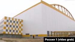 Ангар авиазавода в Казани, скриншот из репортажа "Россия-1"