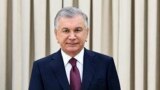 Президент Узбекистана приехал в школу и предложил заложить часть окон в здании кирпичом: "А то зимой холодно, а летом – жарко"