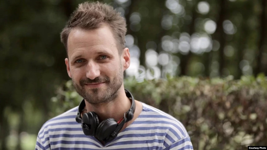 Түмендік қыздардың эротикалық жеке суреттері