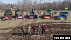 Министр обороны Украины Алексей Резников подтвердил прибытие британских танков Challenger 2 в страну