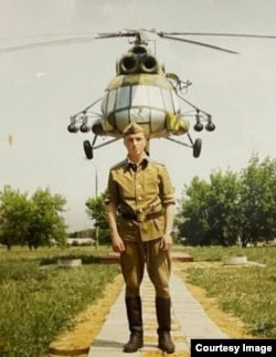 Алексей Ворожцов в армии с боевым вертолетом