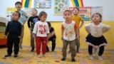 Детский сад в Москве для детей мигрантов: кто его создал и чему в нем учат?
