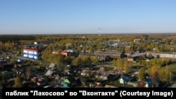 В Сургутском районе после атаки беспилотников загорелся промышленный объект