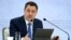 Садыр Жапаров планшети менен. Февраль, 2024-жыл