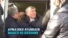 Алмазбек Атамбаев на свободе: политика освободили из колонии и разрешили уехать из страны