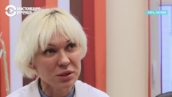 Украинские медики, уехавшие от войны, работают в рижских больницах: "Слово русское, слово латышское – так мы друг друга понимаем"