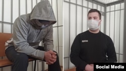 Максим Онучин и Павел Горшков в зале суда
