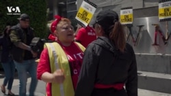 В Лос-Анджелесе бастуют работники отелей: горничные вышли на протесты с ведрами в руках