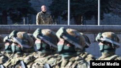 Военный парад в карбахкском городе Ханкенди принимал президент Азербайджана Ильхам Алиев