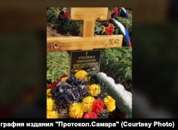 Могила Константина Стелмока на кладбище под Самарой, апрель 2023 года