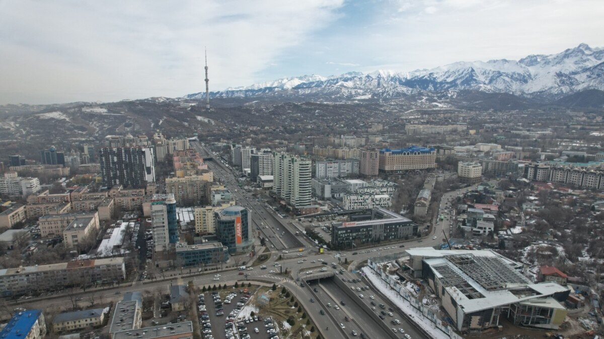 Азия: ущерб от землетрясения в Алматы
