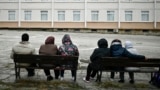 ЕС продлит временную защиту для украинских беженцев до марта 2027 года. Что они сами об этом думают и хотят ли вернуться домой?